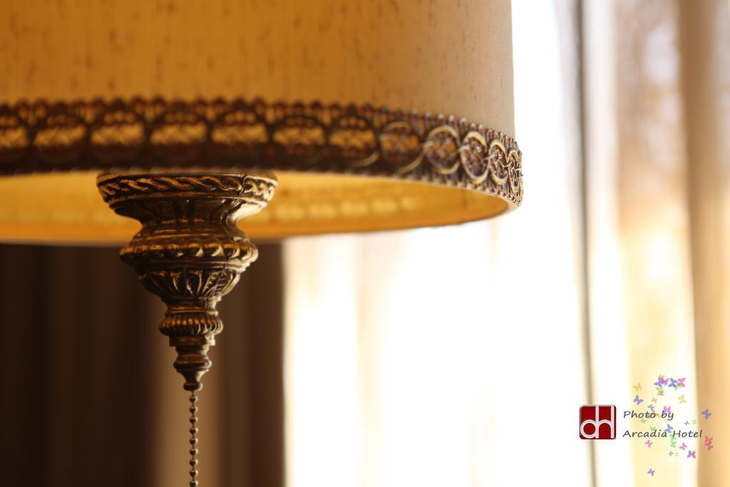 Arcadia Hotel Gering ภายนอก รูปภาพ